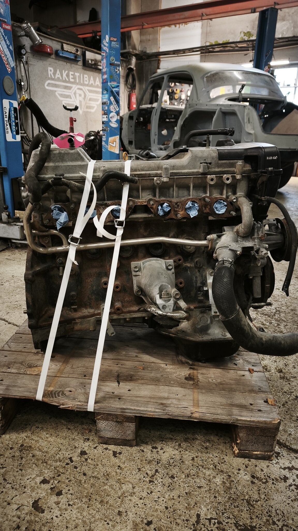 Toyota 2JZ-GE 3.0 VVT-i engine longblock