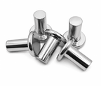 Rivet for clutch hubs