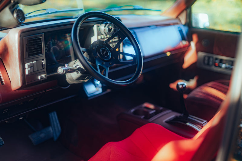 Chevrolet C1500 454 SS interior and dashboard